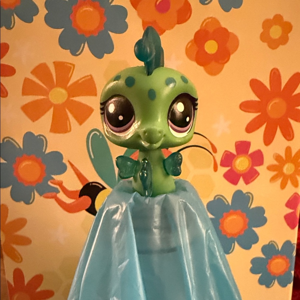 Littlest Pet Shop Authentic # 1-70 Sara Seahopper Green Glitter G6 Seahorse